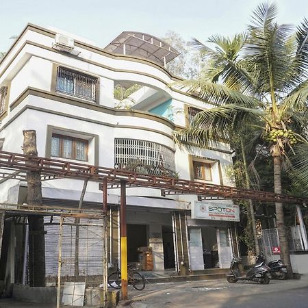 Super Townhouse The Upper Room Near Pune Airport Lohogaon Exterior photo